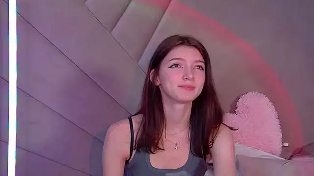 SophiaProve from StripChat is Freechat