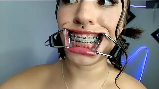 Customizable and immersive: Energize your taste buds and checkout our delicious choice of amateur cams liveshows with excited livestreamers getting their sweet physiques pounded with their beloved vibrating toys.