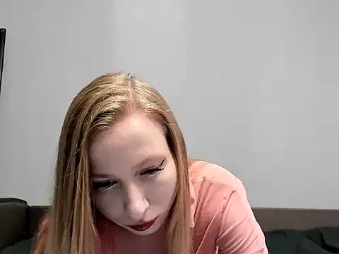 Sophie_goddess from StripChat is Freechat