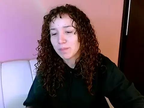 sophie_rosse1 from StripChat is Freechat