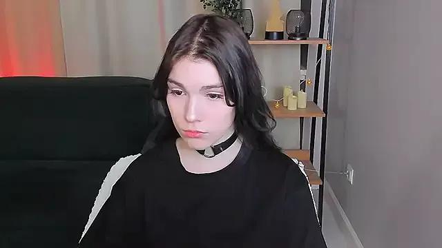 Sophie_SkyAngel from StripChat is Freechat