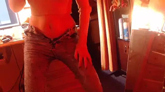 Customizable and immersive: Energize your taste buds and checkout our delicious choice of amateur cams liveshows with excited livestreamers getting their sweet physiques pounded with their beloved vibrating toys.