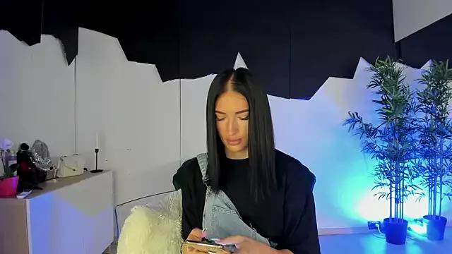 Customizable and immersive: Energize your taste buds and checkout our delicious choice of amateur cams liveshows with excited livestreamers getting their sweet physiques pounded with their beloved vibrating toys.