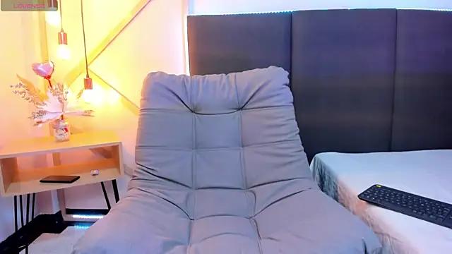 Customizable and immersive: Energize your taste buds and checkout our delicious choice of amateur cams liveshows with excited livestreamers getting their sweet physiques pounded with their beloved vibrating toys.