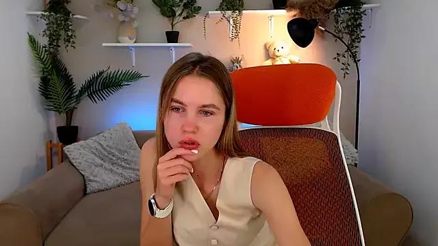 Customizable and immersive: Energize your taste buds and checkout our delicious choice of amateur cams liveshows with excited livestreamers getting their sweet physiques pounded with their beloved vibrating toys.
