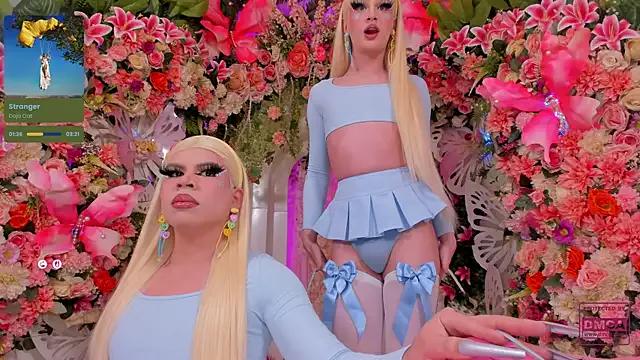 Customizable and immersive: Energize your taste buds and checkout our delicious choice of amateur cams liveshows with excited livestreamers getting their sweet physiques pounded with their beloved vibrating toys.