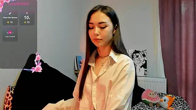 Customizable and immersive: Energize your taste buds and checkout our delicious choice of amateur cams liveshows with excited livestreamers getting their sweet physiques pounded with their beloved vibrating toys.