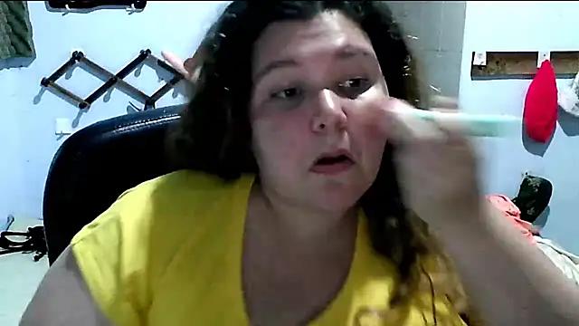 squirt322bbw from StripChat is Freechat