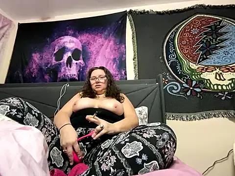 Customizable and immersive: Energize your taste buds and checkout our delicious choice of amateur cams liveshows with excited livestreamers getting their sweet physiques pounded with their beloved vibrating toys.