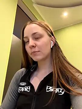 sssweety_girlll from StripChat is Freechat