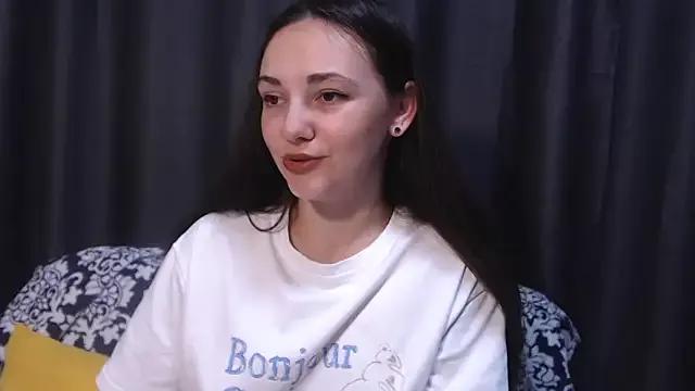 Customizable and immersive: Energize your taste buds and checkout our delicious choice of amateur cams liveshows with excited livestreamers getting their sweet physiques pounded with their beloved vibrating toys.