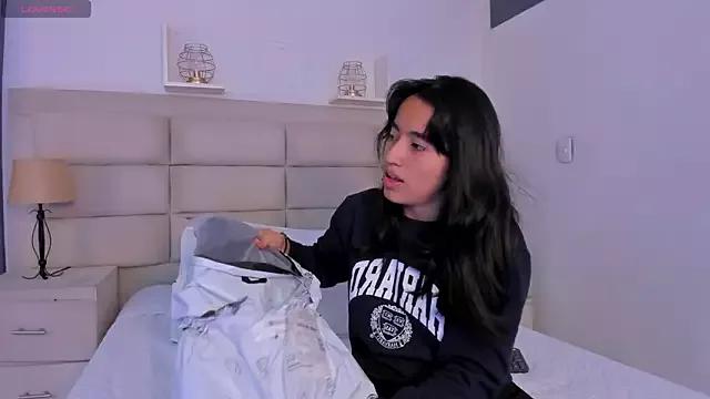 Customizable and immersive: Energize your taste buds and checkout our delicious choice of amateur cams liveshows with excited livestreamers getting their sweet physiques pounded with their beloved vibrating toys.