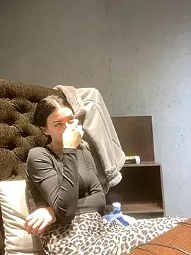 Starry_Siren from StripChat is Freechat