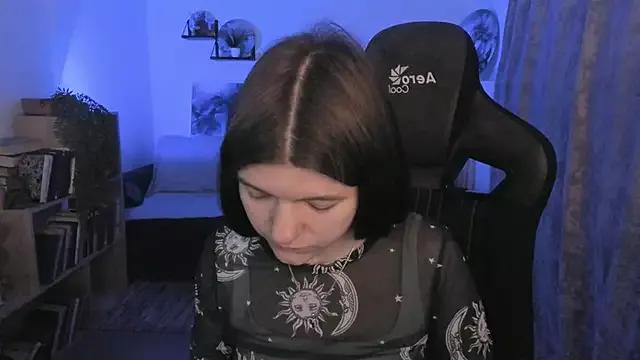 Customizable and immersive: Energize your taste buds and checkout our delicious choice of amateur cams liveshows with excited livestreamers getting their sweet physiques pounded with their beloved vibrating toys.