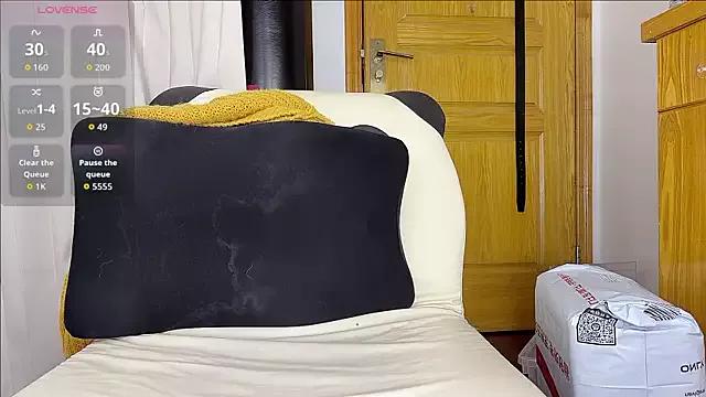 Customizable and immersive: Energize your taste buds and checkout our delicious choice of amateur cams liveshows with excited livestreamers getting their sweet physiques pounded with their beloved vibrating toys.