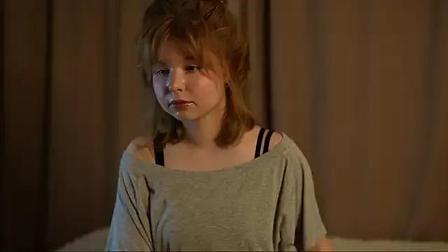 Stella_Vanila from StripChat is Freechat