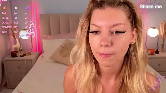 Customizable and immersive: Energize your taste buds and checkout our delicious choice of amateur cams liveshows with excited livestreamers getting their sweet physiques pounded with their beloved vibrating toys.