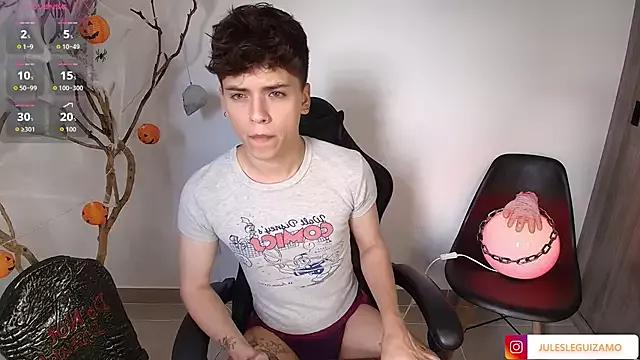 stev_austin_ from StripChat is Freechat