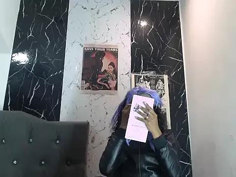 Customizable and immersive: Energize your taste buds and checkout our delicious choice of amateur cams liveshows with excited livestreamers getting their sweet physiques pounded with their beloved vibrating toys.