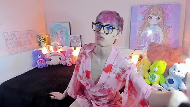 Customizable and immersive: Energize your taste buds and checkout our delicious choice of amateur cams liveshows with excited livestreamers getting their sweet physiques pounded with their beloved vibrating toys.