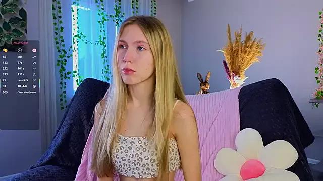 Succubelle from StripChat is Freechat