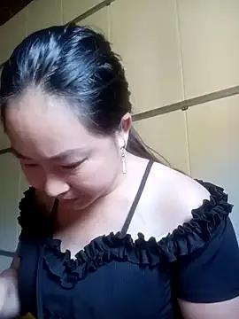 suki-lady from StripChat is Freechat