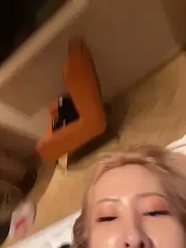 Photos of Sunflower-77 from StripChat is Freechat