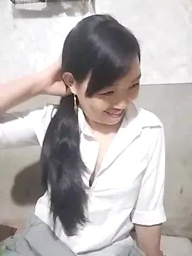 susu-00 from StripChat is Freechat