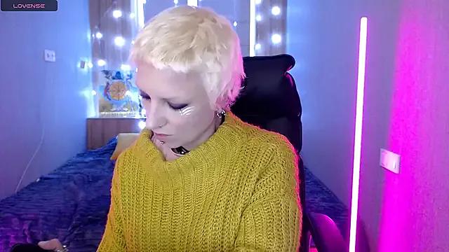 Sweet-n-Strong from StripChat is Freechat