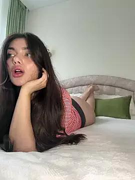 Customizable and immersive: Energize your taste buds and checkout our delicious choice of amateur cams liveshows with excited livestreamers getting their sweet physiques pounded with their beloved vibrating toys.
