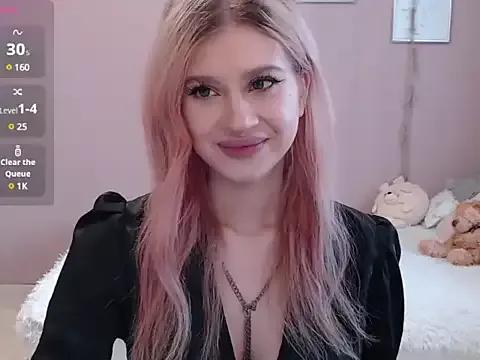 Customizable and immersive: Energize your taste buds and checkout our delicious choice of amateur cams liveshows with excited livestreamers getting their sweet physiques pounded with their beloved vibrating toys.