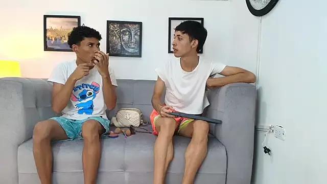 SWEET_RABBIT1 from StripChat is Freechat