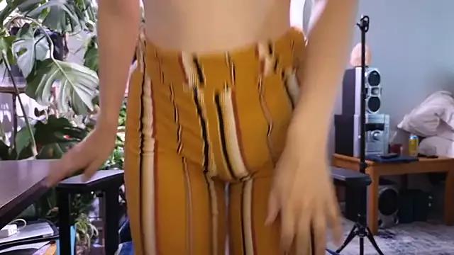Customizable and immersive: Energize your taste buds and checkout our delicious choice of amateur cams liveshows with excited livestreamers getting their sweet physiques pounded with their beloved vibrating toys.