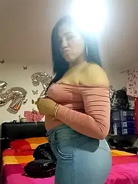 Customizable and immersive: Energize your taste buds and checkout our delicious choice of amateur cams liveshows with excited livestreamers getting their sweet physiques pounded with their beloved vibrating toys.