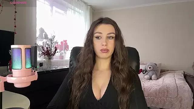 Customizable and immersive: Energize your taste buds and checkout our delicious choice of amateur cams liveshows with excited livestreamers getting their sweet physiques pounded with their beloved vibrating toys.