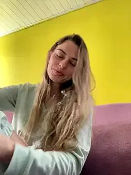 SweetGraciosa from StripChat is Freechat