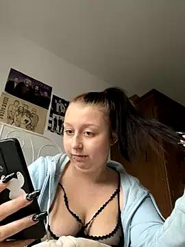 Customizable and immersive: Energize your taste buds and checkout our delicious choice of amateur cams liveshows with excited livestreamers getting their sweet physiques pounded with their beloved vibrating toys.