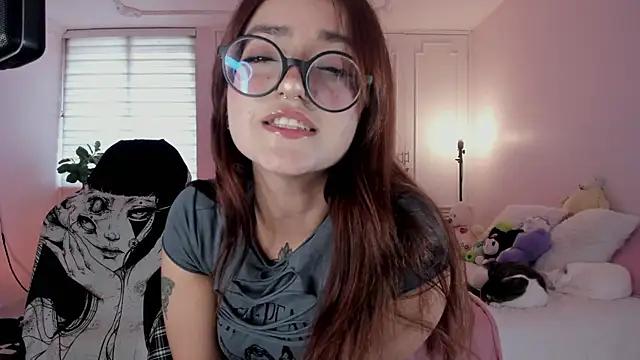 Customizable and immersive: Energize your taste buds and checkout our delicious choice of amateur cams liveshows with excited livestreamers getting their sweet physiques pounded with their beloved vibrating toys.