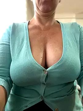 sweetmystery1 from StripChat is Freechat