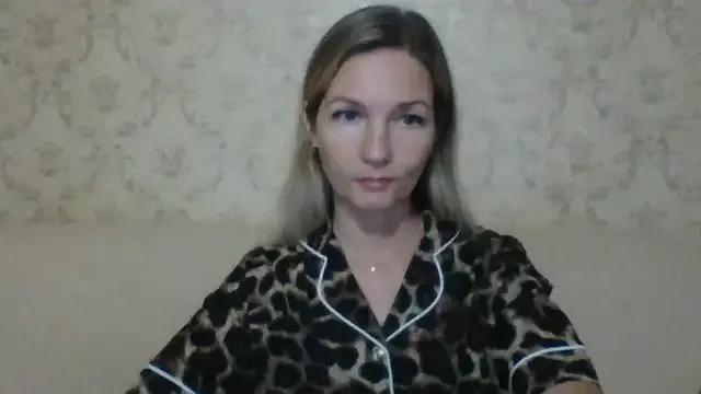 sweetriki from StripChat is Freechat