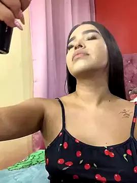 Customizable and immersive: Energize your taste buds and checkout our delicious choice of amateur cams liveshows with excited livestreamers getting their sweet physiques pounded with their beloved vibrating toys.