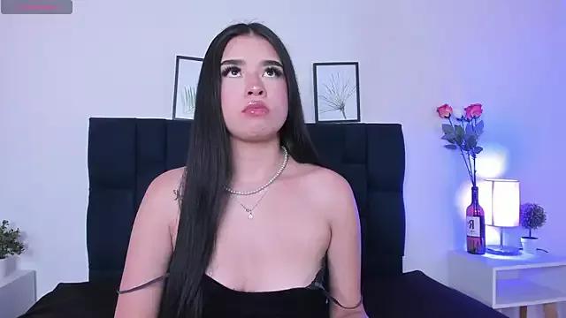 sweett_chloee_ from StripChat is Freechat