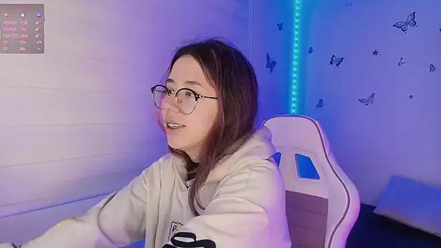 Customizable and immersive: Energize your taste buds and checkout our delicious choice of amateur cams liveshows with excited livestreamers getting their sweet physiques pounded with their beloved vibrating toys.