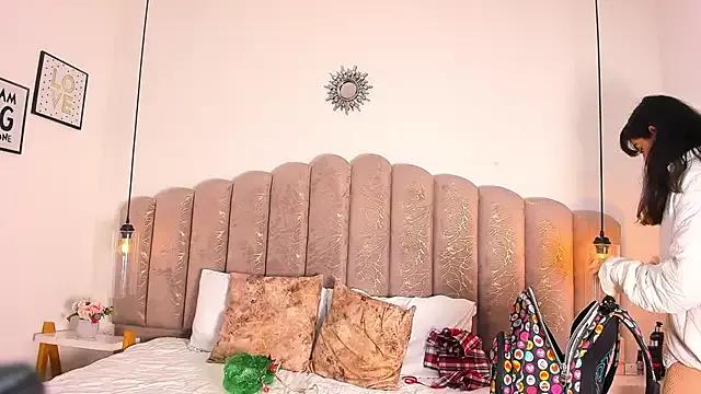 SweetVioleta1 from StripChat is Freechat