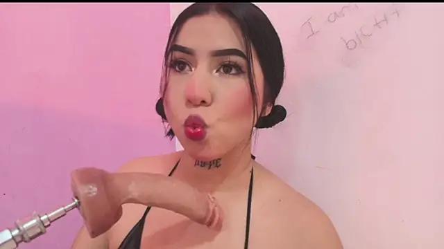 Customizable and immersive: Energize your taste buds and checkout our delicious choice of amateur cams liveshows with excited livestreamers getting their sweet physiques pounded with their beloved vibrating toys.