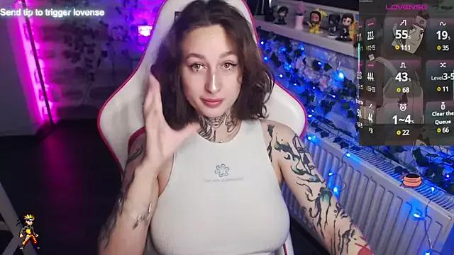 Customizable and immersive: Energize your taste buds and checkout our delicious choice of amateur cams liveshows with excited livestreamers getting their sweet physiques pounded with their beloved vibrating toys.