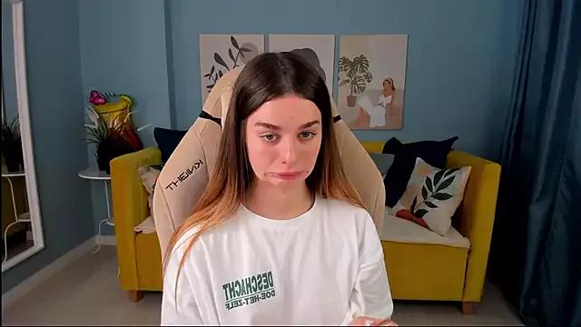 Customizable and immersive: Energize your taste buds and checkout our delicious choice of amateur cams liveshows with excited livestreamers getting their sweet physiques pounded with their beloved vibrating toys.