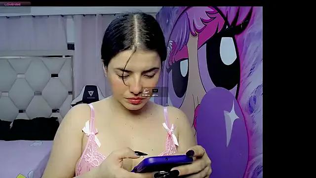 Customizable and immersive: Energize your taste buds and checkout our delicious choice of amateur cams liveshows with excited livestreamers getting their sweet physiques pounded with their beloved vibrating toys.