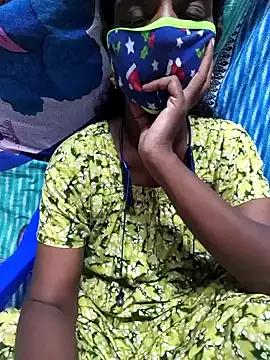 Tamil--Rani from StripChat is Freechat