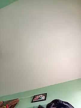 Tamil_Monii from StripChat is Freechat